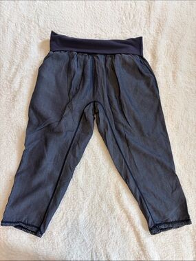 Lululemon Om Pant Commuter Denim Silver Spoon Slate – Size 4